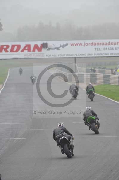 Mallory park Leicestershire;Mallory park photographs;Motorcycle action photographs;event digital images;eventdigitalimages;mallory park;no limits trackday;peter wileman photography;trackday;trackday digital images;trackday photos