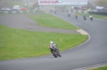 Mallory-park-Leicestershire;Mallory-park-photographs;Motorcycle-action-photographs;event-digital-images;eventdigitalimages;mallory-park;no-limits-trackday;peter-wileman-photography;trackday;trackday-digital-images;trackday-photos