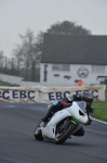 Mallory-park-Leicestershire;Mallory-park-photographs;Motorcycle-action-photographs;event-digital-images;eventdigitalimages;mallory-park;no-limits-trackday;peter-wileman-photography;trackday;trackday-digital-images;trackday-photos