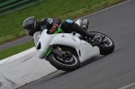 Mallory-park-Leicestershire;Mallory-park-photographs;Motorcycle-action-photographs;event-digital-images;eventdigitalimages;mallory-park;no-limits-trackday;peter-wileman-photography;trackday;trackday-digital-images;trackday-photos