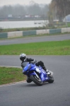 Mallory-park-Leicestershire;Mallory-park-photographs;Motorcycle-action-photographs;event-digital-images;eventdigitalimages;mallory-park;no-limits-trackday;peter-wileman-photography;trackday;trackday-digital-images;trackday-photos