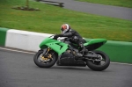 Mallory-park-Leicestershire;Mallory-park-photographs;Motorcycle-action-photographs;event-digital-images;eventdigitalimages;mallory-park;no-limits-trackday;peter-wileman-photography;trackday;trackday-digital-images;trackday-photos