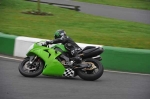 Mallory-park-Leicestershire;Mallory-park-photographs;Motorcycle-action-photographs;event-digital-images;eventdigitalimages;mallory-park;no-limits-trackday;peter-wileman-photography;trackday;trackday-digital-images;trackday-photos