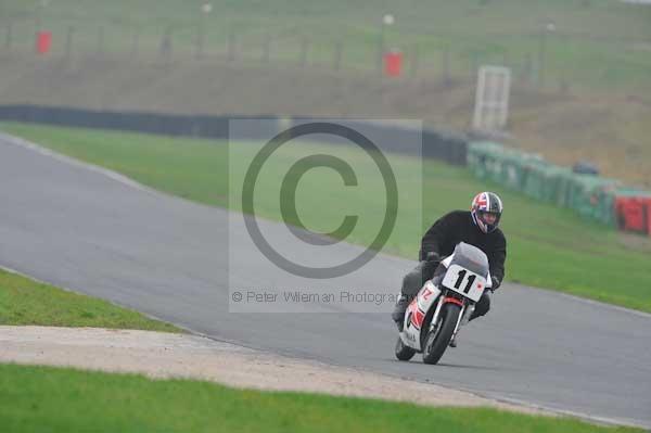 Mallory park Leicestershire;Mallory park photographs;Motorcycle action photographs;event digital images;eventdigitalimages;mallory park;no limits trackday;peter wileman photography;trackday;trackday digital images;trackday photos