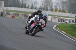 Mallory-park-Leicestershire;Mallory-park-photographs;Motorcycle-action-photographs;event-digital-images;eventdigitalimages;mallory-park;no-limits-trackday;peter-wileman-photography;trackday;trackday-digital-images;trackday-photos