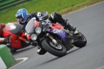 Mallory-park-Leicestershire;Mallory-park-photographs;Motorcycle-action-photographs;event-digital-images;eventdigitalimages;mallory-park;no-limits-trackday;peter-wileman-photography;trackday;trackday-digital-images;trackday-photos