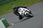 Mallory-park-Leicestershire;Mallory-park-photographs;Motorcycle-action-photographs;event-digital-images;eventdigitalimages;mallory-park;no-limits-trackday;peter-wileman-photography;trackday;trackday-digital-images;trackday-photos