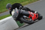 Mallory-park-Leicestershire;Mallory-park-photographs;Motorcycle-action-photographs;event-digital-images;eventdigitalimages;mallory-park;no-limits-trackday;peter-wileman-photography;trackday;trackday-digital-images;trackday-photos