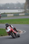 Mallory-park-Leicestershire;Mallory-park-photographs;Motorcycle-action-photographs;event-digital-images;eventdigitalimages;mallory-park;no-limits-trackday;peter-wileman-photography;trackday;trackday-digital-images;trackday-photos