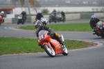 Mallory-park-Leicestershire;Mallory-park-photographs;Motorcycle-action-photographs;event-digital-images;eventdigitalimages;mallory-park;no-limits-trackday;peter-wileman-photography;trackday;trackday-digital-images;trackday-photos