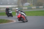 Mallory-park-Leicestershire;Mallory-park-photographs;Motorcycle-action-photographs;event-digital-images;eventdigitalimages;mallory-park;no-limits-trackday;peter-wileman-photography;trackday;trackday-digital-images;trackday-photos