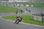 Mallory-park-Leicestershire;Mallory-park-photographs;Motorcycle-action-photographs;event-digital-images;eventdigitalimages;mallory-park;no-limits-trackday;peter-wileman-photography;trackday;trackday-digital-images;trackday-photos