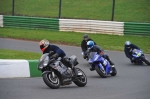 Mallory-park-Leicestershire;Mallory-park-photographs;Motorcycle-action-photographs;event-digital-images;eventdigitalimages;mallory-park;no-limits-trackday;peter-wileman-photography;trackday;trackday-digital-images;trackday-photos