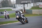 Mallory-park-Leicestershire;Mallory-park-photographs;Motorcycle-action-photographs;event-digital-images;eventdigitalimages;mallory-park;no-limits-trackday;peter-wileman-photography;trackday;trackday-digital-images;trackday-photos