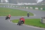 Mallory-park-Leicestershire;Mallory-park-photographs;Motorcycle-action-photographs;event-digital-images;eventdigitalimages;mallory-park;no-limits-trackday;peter-wileman-photography;trackday;trackday-digital-images;trackday-photos