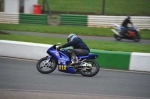 Mallory-park-Leicestershire;Mallory-park-photographs;Motorcycle-action-photographs;event-digital-images;eventdigitalimages;mallory-park;no-limits-trackday;peter-wileman-photography;trackday;trackday-digital-images;trackday-photos