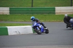 Mallory-park-Leicestershire;Mallory-park-photographs;Motorcycle-action-photographs;event-digital-images;eventdigitalimages;mallory-park;no-limits-trackday;peter-wileman-photography;trackday;trackday-digital-images;trackday-photos