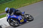 Mallory-park-Leicestershire;Mallory-park-photographs;Motorcycle-action-photographs;event-digital-images;eventdigitalimages;mallory-park;no-limits-trackday;peter-wileman-photography;trackday;trackday-digital-images;trackday-photos