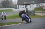 Mallory-park-Leicestershire;Mallory-park-photographs;Motorcycle-action-photographs;event-digital-images;eventdigitalimages;mallory-park;no-limits-trackday;peter-wileman-photography;trackday;trackday-digital-images;trackday-photos