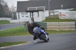 Mallory-park-Leicestershire;Mallory-park-photographs;Motorcycle-action-photographs;event-digital-images;eventdigitalimages;mallory-park;no-limits-trackday;peter-wileman-photography;trackday;trackday-digital-images;trackday-photos