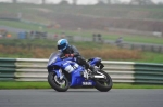 Mallory-park-Leicestershire;Mallory-park-photographs;Motorcycle-action-photographs;event-digital-images;eventdigitalimages;mallory-park;no-limits-trackday;peter-wileman-photography;trackday;trackday-digital-images;trackday-photos