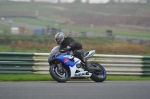 Mallory-park-Leicestershire;Mallory-park-photographs;Motorcycle-action-photographs;event-digital-images;eventdigitalimages;mallory-park;no-limits-trackday;peter-wileman-photography;trackday;trackday-digital-images;trackday-photos