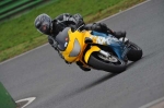 Mallory-park-Leicestershire;Mallory-park-photographs;Motorcycle-action-photographs;event-digital-images;eventdigitalimages;mallory-park;no-limits-trackday;peter-wileman-photography;trackday;trackday-digital-images;trackday-photos