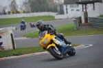 Mallory-park-Leicestershire;Mallory-park-photographs;Motorcycle-action-photographs;event-digital-images;eventdigitalimages;mallory-park;no-limits-trackday;peter-wileman-photography;trackday;trackday-digital-images;trackday-photos