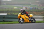 Mallory-park-Leicestershire;Mallory-park-photographs;Motorcycle-action-photographs;event-digital-images;eventdigitalimages;mallory-park;no-limits-trackday;peter-wileman-photography;trackday;trackday-digital-images;trackday-photos