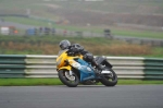 Mallory-park-Leicestershire;Mallory-park-photographs;Motorcycle-action-photographs;event-digital-images;eventdigitalimages;mallory-park;no-limits-trackday;peter-wileman-photography;trackday;trackday-digital-images;trackday-photos