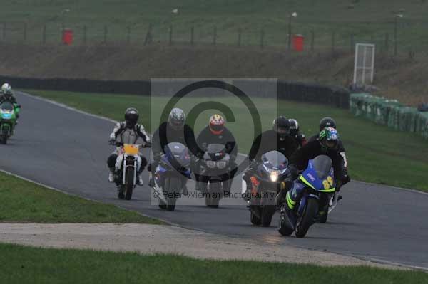 Mallory park Leicestershire;Mallory park photographs;Motorcycle action photographs;event digital images;eventdigitalimages;mallory park;no limits trackday;peter wileman photography;trackday;trackday digital images;trackday photos