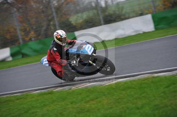 Mallory park Leicestershire;Mallory park photographs;Motorcycle action photographs;event digital images;eventdigitalimages;mallory park;no limits trackday;peter wileman photography;trackday;trackday digital images;trackday photos