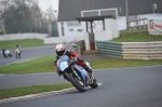 Mallory-park-Leicestershire;Mallory-park-photographs;Motorcycle-action-photographs;event-digital-images;eventdigitalimages;mallory-park;no-limits-trackday;peter-wileman-photography;trackday;trackday-digital-images;trackday-photos