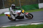 Mallory-park-Leicestershire;Mallory-park-photographs;Motorcycle-action-photographs;event-digital-images;eventdigitalimages;mallory-park;no-limits-trackday;peter-wileman-photography;trackday;trackday-digital-images;trackday-photos