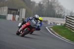 Mallory-park-Leicestershire;Mallory-park-photographs;Motorcycle-action-photographs;event-digital-images;eventdigitalimages;mallory-park;no-limits-trackday;peter-wileman-photography;trackday;trackday-digital-images;trackday-photos