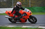 Mallory-park-Leicestershire;Mallory-park-photographs;Motorcycle-action-photographs;event-digital-images;eventdigitalimages;mallory-park;no-limits-trackday;peter-wileman-photography;trackday;trackday-digital-images;trackday-photos