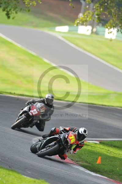 Motorcycle action photographs;Trackday digital images;cadwell;cadwell park photographs;event digital images;eventdigitalimages;motor racing louth lincolnshire;no limits trackdays;peter wileman photography;trackday;trackday photos