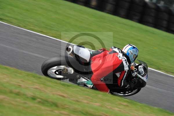 Motorcycle action photographs;Trackday digital images;cadwell;cadwell park photographs;event digital images;eventdigitalimages;motor racing louth lincolnshire;no limits trackdays;peter wileman photography;trackday;trackday photos