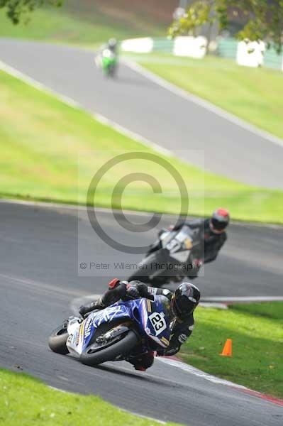 Motorcycle action photographs;Trackday digital images;cadwell;cadwell park photographs;event digital images;eventdigitalimages;motor racing louth lincolnshire;no limits trackdays;peter wileman photography;trackday;trackday photos