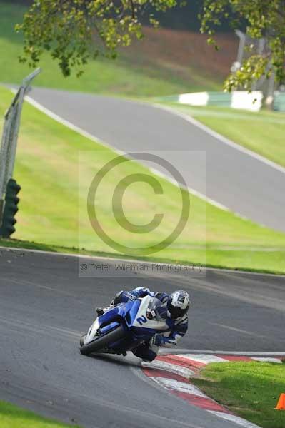 Motorcycle action photographs;Trackday digital images;cadwell;cadwell park photographs;event digital images;eventdigitalimages;motor racing louth lincolnshire;no limits trackdays;peter wileman photography;trackday;trackday photos