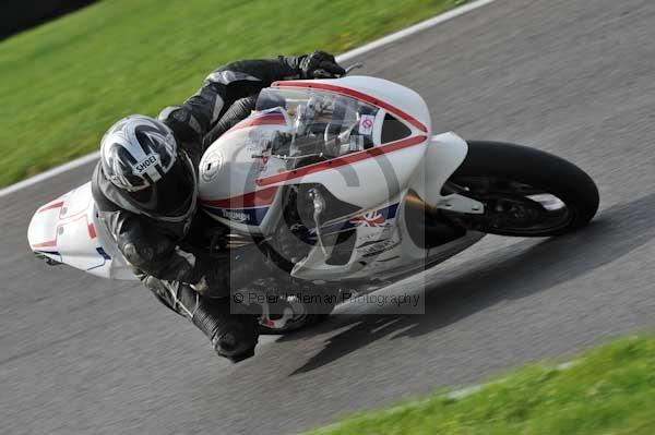 Motorcycle action photographs;Trackday digital images;cadwell;cadwell park photographs;event digital images;eventdigitalimages;motor racing louth lincolnshire;no limits trackdays;peter wileman photography;trackday;trackday photos