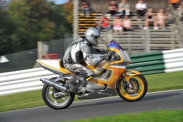 Motorcycle action photographs;Trackday digital images;cadwell;cadwell park photographs;event digital images;eventdigitalimages;motor racing louth lincolnshire;no limits trackdays;peter wileman photography;trackday;trackday photos