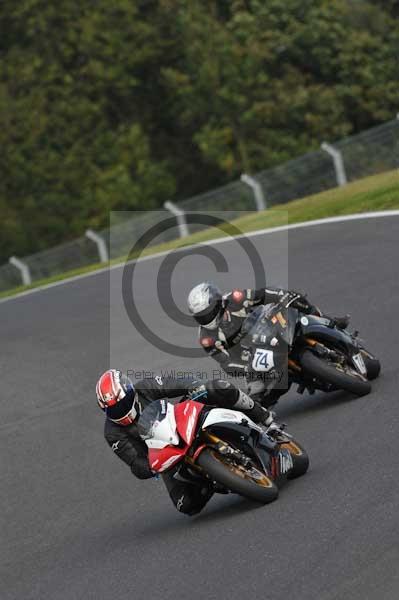 Motorcycle action photographs;Trackday digital images;cadwell;cadwell park photographs;event digital images;eventdigitalimages;motor racing louth lincolnshire;no limits trackdays;peter wileman photography;trackday;trackday photos