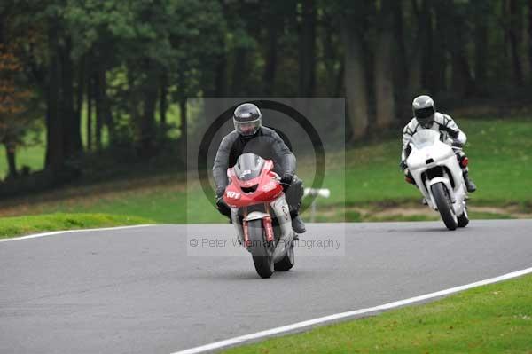 Motorcycle action photographs;Trackday digital images;cadwell;cadwell park photographs;event digital images;eventdigitalimages;motor racing louth lincolnshire;no limits trackdays;peter wileman photography;trackday;trackday photos