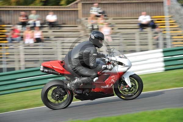 Motorcycle action photographs;Trackday digital images;cadwell;cadwell park photographs;event digital images;eventdigitalimages;motor racing louth lincolnshire;no limits trackdays;peter wileman photography;trackday;trackday photos