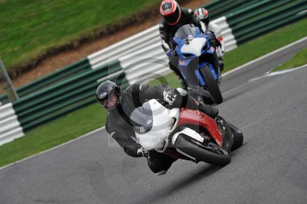 Motorcycle action photographs;Trackday digital images;cadwell;cadwell park photographs;event digital images;eventdigitalimages;motor racing louth lincolnshire;no limits trackdays;peter wileman photography;trackday;trackday photos