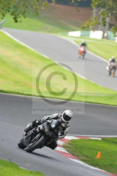 Motorcycle action photographs;Trackday digital images;cadwell;cadwell park photographs;event digital images;eventdigitalimages;motor racing louth lincolnshire;no limits trackdays;peter wileman photography;trackday;trackday photos