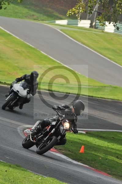 Motorcycle action photographs;Trackday digital images;cadwell;cadwell park photographs;event digital images;eventdigitalimages;motor racing louth lincolnshire;no limits trackdays;peter wileman photography;trackday;trackday photos