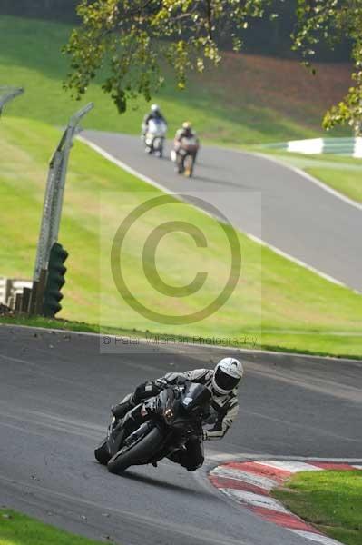 Motorcycle action photographs;Trackday digital images;cadwell;cadwell park photographs;event digital images;eventdigitalimages;motor racing louth lincolnshire;no limits trackdays;peter wileman photography;trackday;trackday photos