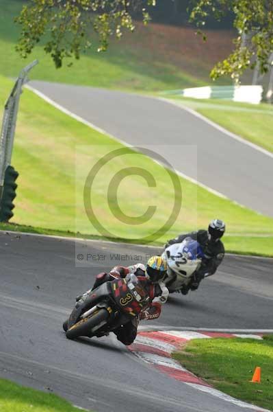 Motorcycle action photographs;Trackday digital images;cadwell;cadwell park photographs;event digital images;eventdigitalimages;motor racing louth lincolnshire;no limits trackdays;peter wileman photography;trackday;trackday photos